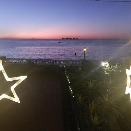 コロニア・デル・サクラメント Terraza Sacramento - Atardecer En El Barrio Historicoヴィラ エクステリア 写真